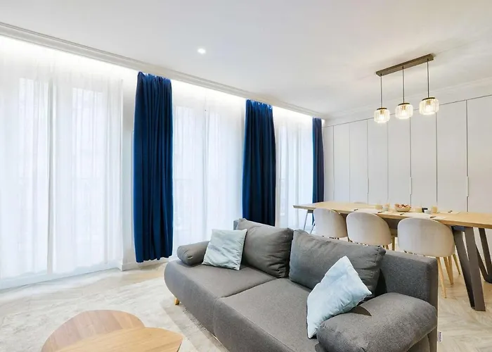 Stylish And New 2Br Flat In The Heart Of Paris